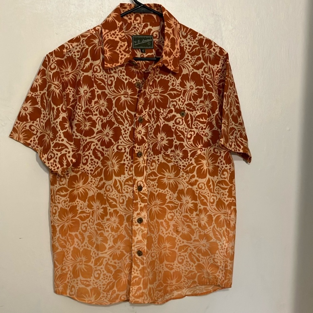 NE Limited men’s aloha shirt hibiscus faded design Large NWOT